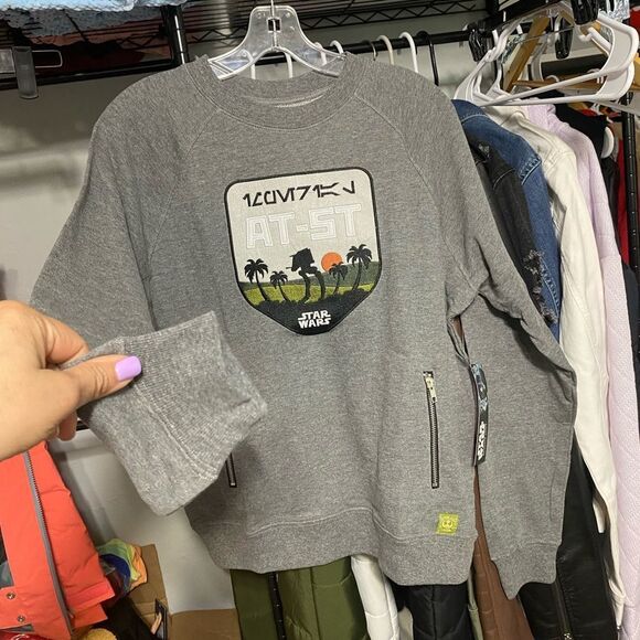 Star Wars Gray Sweater - Picture 6 of 9